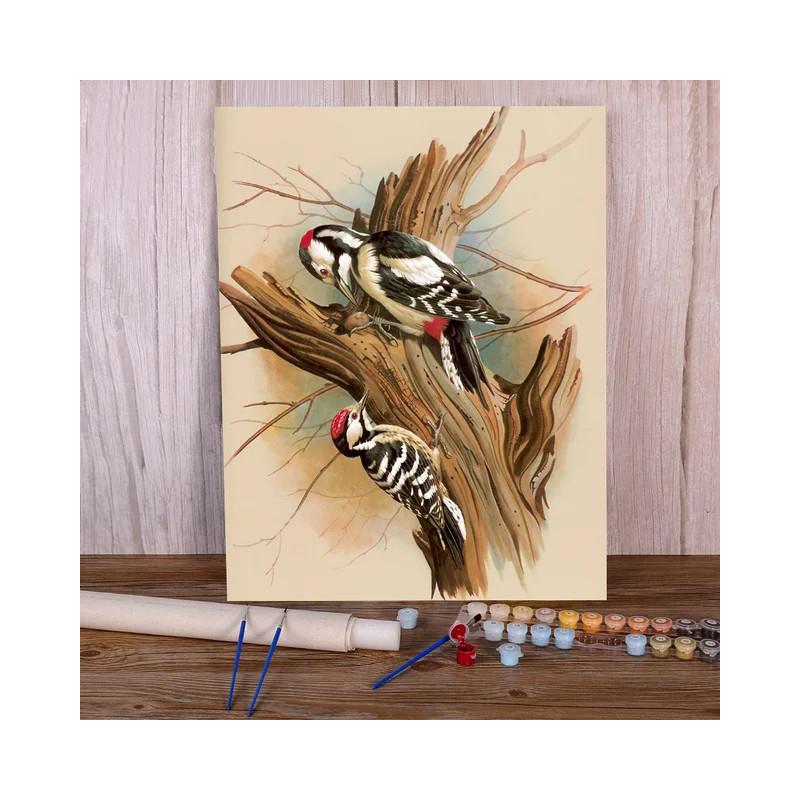 Résultat final de la peinture de pics épeiches sur tronc.